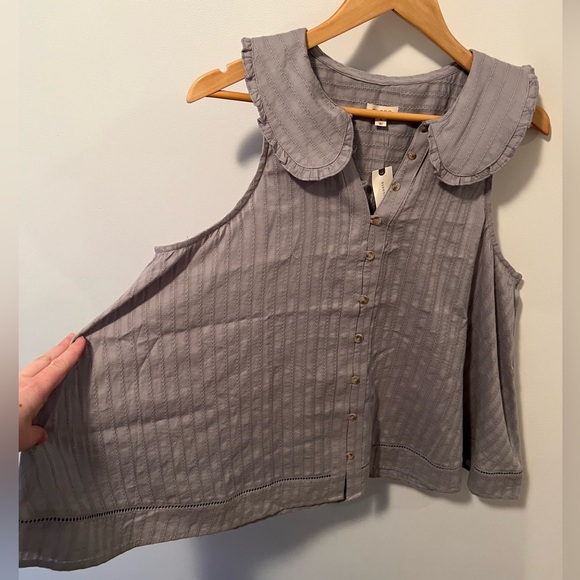 Pilcro Keira Collared Button-Front Blouse Tank Edition - Picture 3 of 7